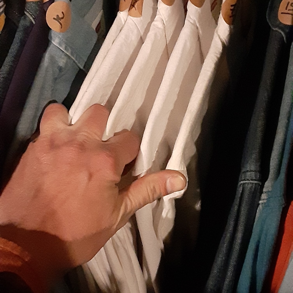 White Levi's! SAWTOOTH BARSTOW TRUCKER JACKETS!! - Picture 8 of 16